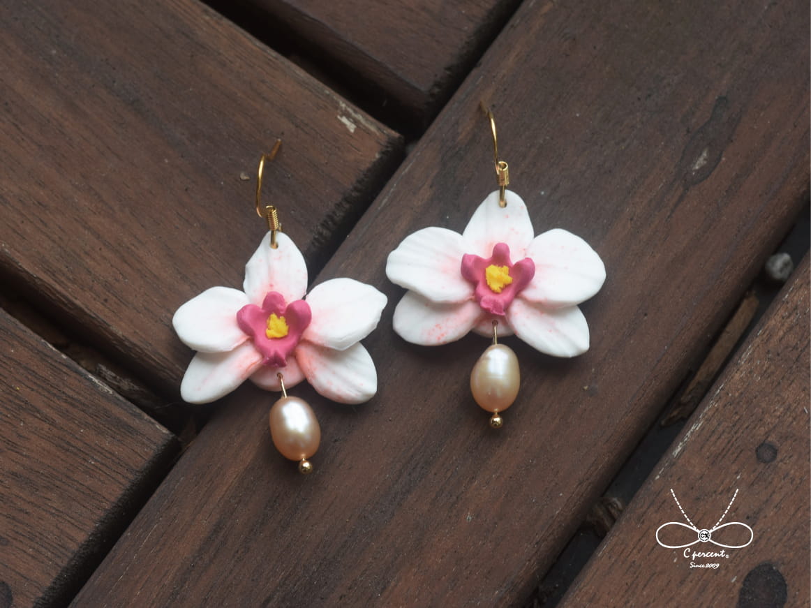 蘭花 | 母親節禮物 手工軟陶土耳環 春天耳環 - 飾品圖片第4張